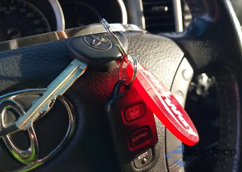 2009 Toyota 4Runner Limited V6 from USA, damaged, VIN JTEBU17R39K041128